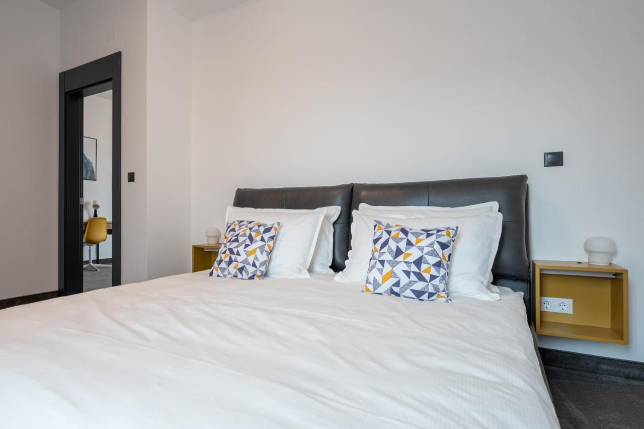 Calvin Apart otel Oradea Dış mekan fotoğraf