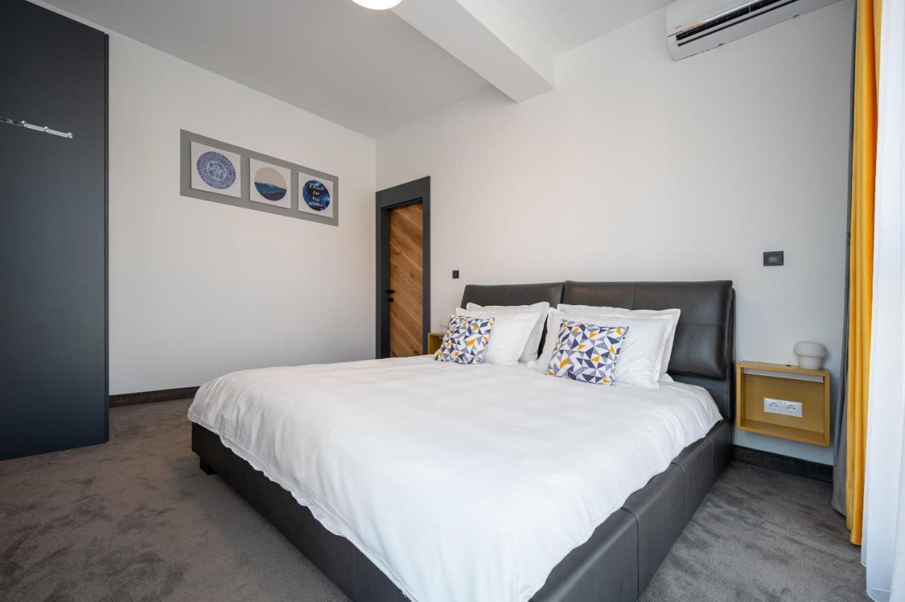 Calvin Apart otel Oradea Dış mekan fotoğraf