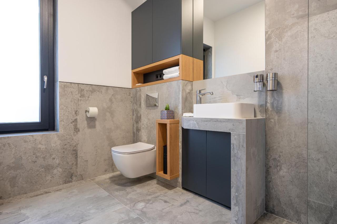 Calvin Apart otel Oradea Dış mekan fotoğraf