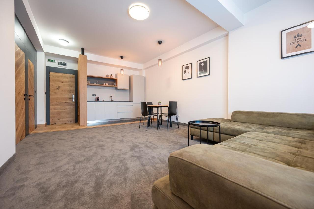 Calvin Apart otel Oradea Dış mekan fotoğraf