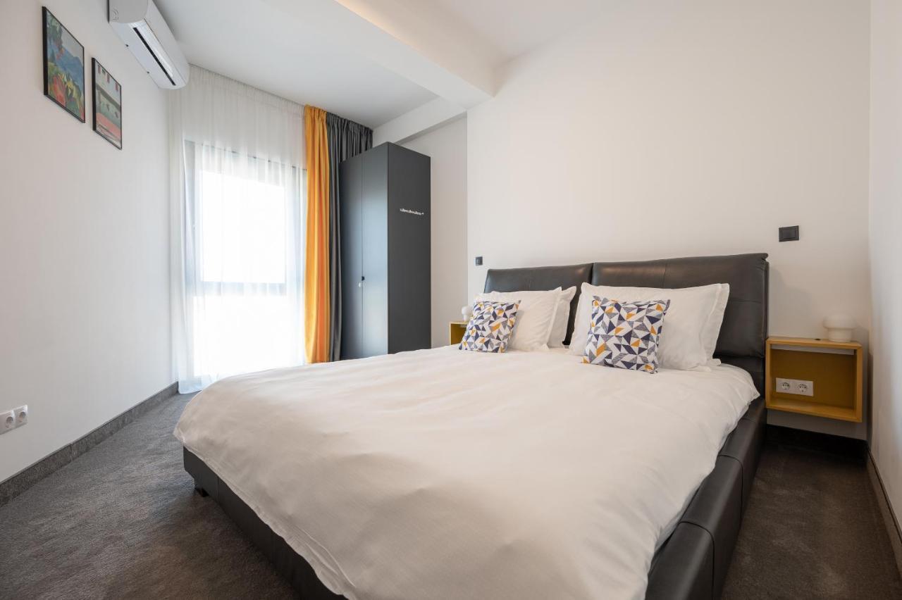 Calvin Apart otel Oradea Dış mekan fotoğraf