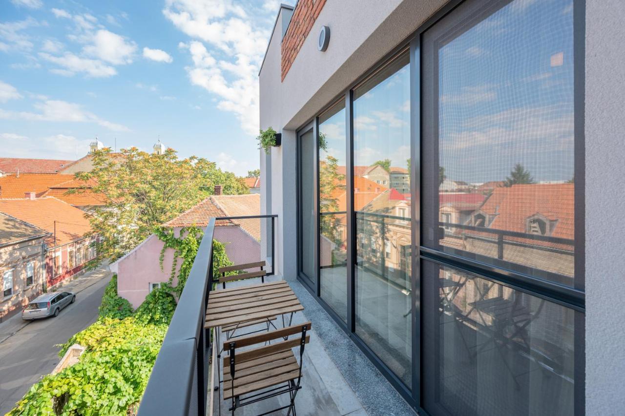 Calvin Apart otel Oradea Dış mekan fotoğraf